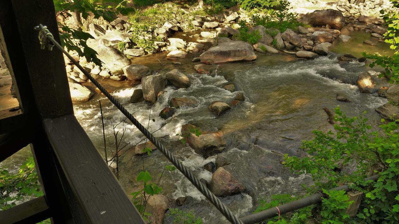 Riverside Lodge At Chimney Rock Εξωτερικό φωτογραφία