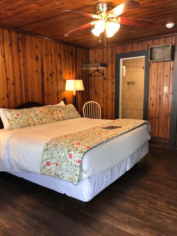 Riverside Lodge At Chimney Rock Εξωτερικό φωτογραφία